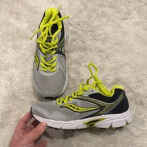 Saucony Kids' Boys Cohesion 10 running shoes Athletic Sneakers gray and neon 3